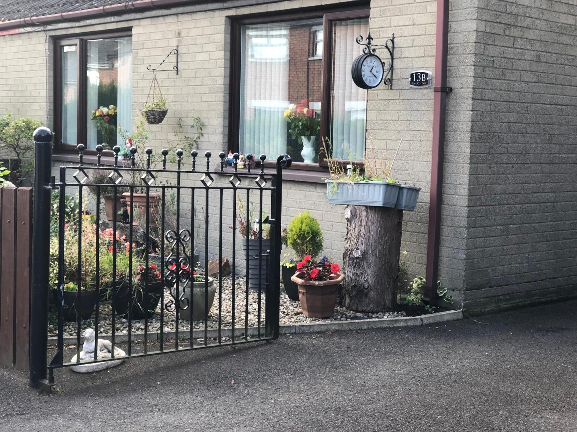 Ponderosea Cottage Free Gated Parking M1 & City Location, Wood Stove Lisburn Dış mekan fotoğraf