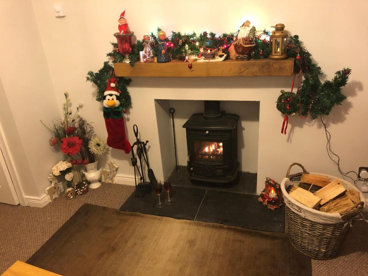 Ponderosea Cottage Free Gated Parking M1 & City Location, Wood Stove Lisburn Dış mekan fotoğraf
